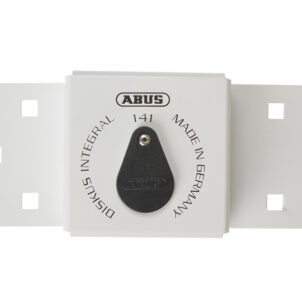 141/200 Diskus® Integral Van Lock White & 26/70mm Diskus® Padlock