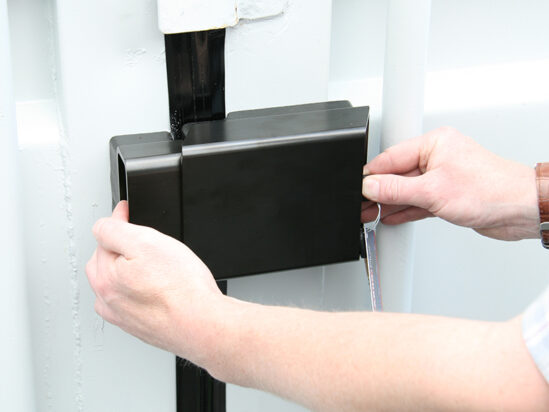 215/100 + 37RK/70HB100 Container Lock - Image 3