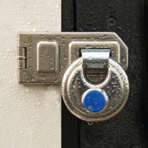 24IB/60mm Diskus® Padlock Carded - Image 2
