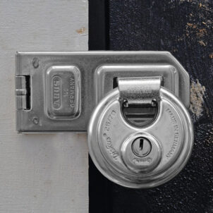 26/70mm Diskus® Padlock Carded - Image 2