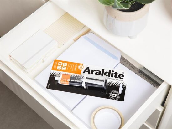 Instant Epoxy Syringe 24ml - Image 5