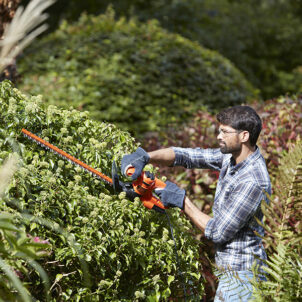 BEHT201 Hedge Trimmer 45cm 420W 240V