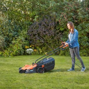 BEMW481BH Mower with Bike Handle 42cm 1800W 240V - Image 3