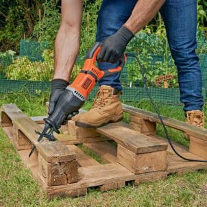 BES301 Reciprocating Saw 750W 240V - Image 3