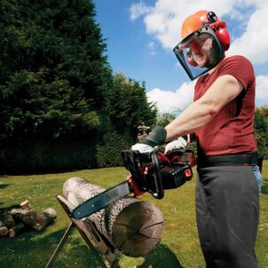 GKC1825L20 Cordless Chainsaw 25cm Bar 18V 1 x 2.0Ah Li-ion - Image 5