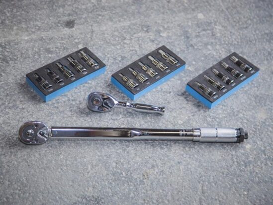 2005 Torque Wrench 1/2in Drive 40-210Nm - Image 3