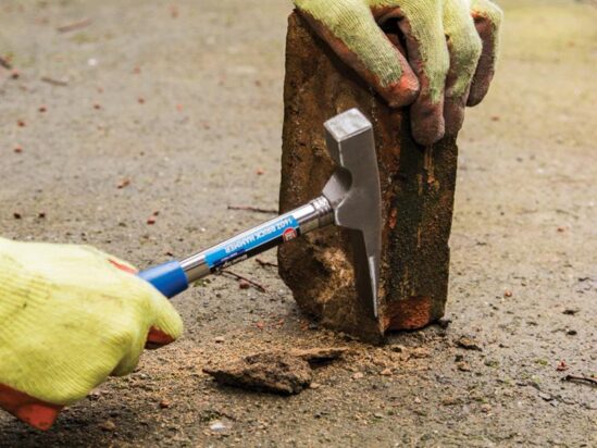 Steel Shafted Brick Hammer 450g (16oz) - Image 3