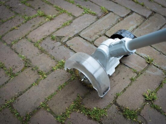 MAXXPACK Cordless Weed Clearer 18V Bare Unit - Image 2