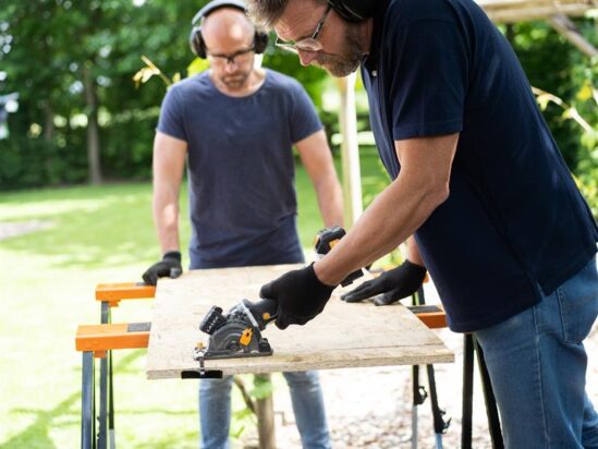 Mini Saw 89mm 18V Bare Unit - Image 2