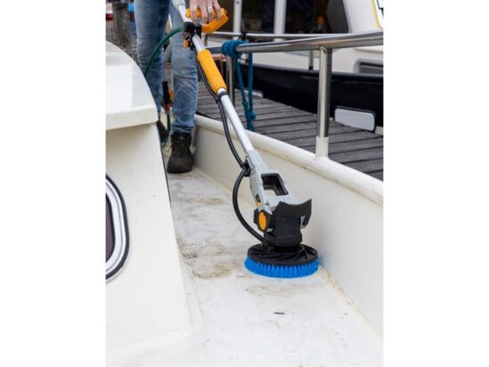 MAXXPACK Brushless Twin Brush Scrubber 18V 1 x 2.0Ah Li-ion - Image 4