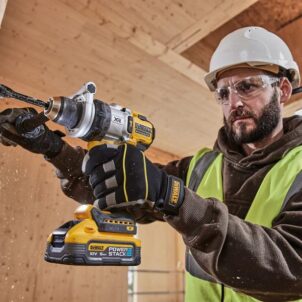DCD1007H2T Hammer Drill 18V 2 x 5.0Ah POWERSTACK™ Li-ion - Image 2