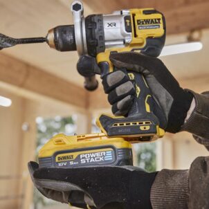 DCD1007H2T Hammer Drill 18V 2 x 5.0Ah POWERSTACK™ Li-ion - Image 3