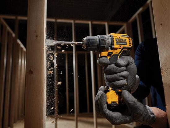 DCD701D2 XR Brushless Sub-Compact Drill Driver 12V 2 x 2.0Ah Li-ion - Image 4