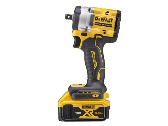 DCF921P2T XR BL 1/2in Impact Wrench 18V 2 x 5.0Ah Li-ion