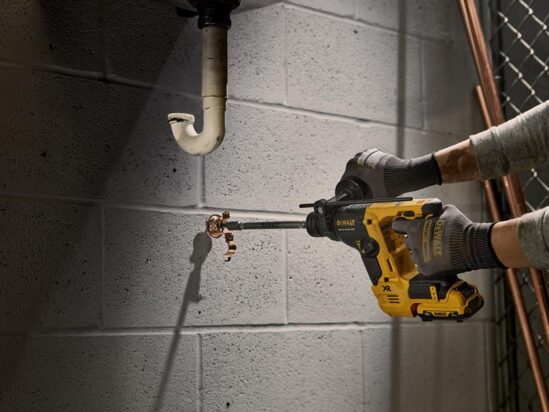 DCH072L2 XR BL SDS Plus Hammer Drill 12V 2 x 3.0Ah Li-ion - Image 3