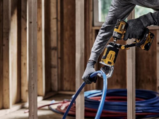 DT20560 Impact Rated PVC Pipe Cutter - Image 2