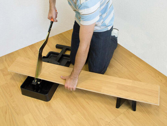 Straticut Laminate Flooring Guillotine - Image 5