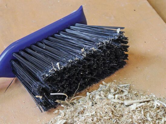 Large Plastic Dustpan & Brush Set - Image 2