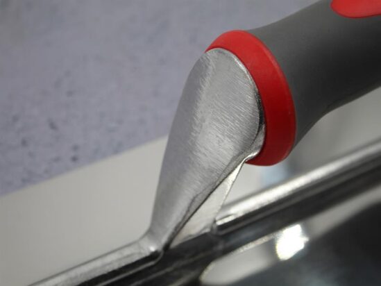 Flooring Trowel Stainless Steel Soft Grip Handle 16 x 4in - Image 3
