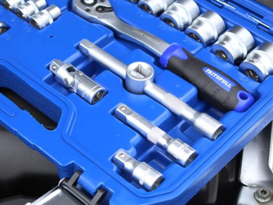 3/8in Drive Socket Set, 26 Piece - Image 4