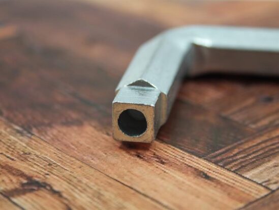 L-Shaped Radiator Spanner 10mm Square - Image 2