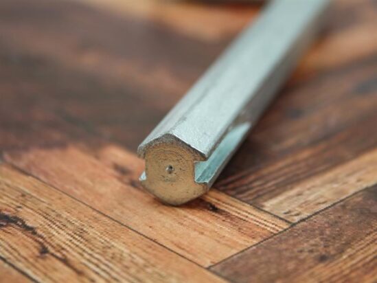L-Shaped Radiator Spanner 10mm Square - Image 3