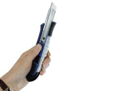 Heavy-Duty Retractable Snap-Off Trimming Knife 25mm