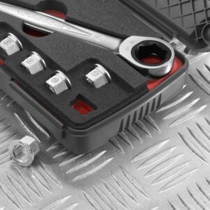 11-in-1 Ratcheting Wrench - Image 3