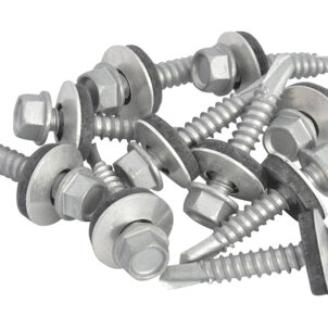 TechFast Hex Head Roofing Screw Self-Drill Light Section 5.5 x 32mm Pack 100 - Image 3