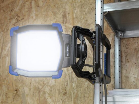 LED Clip Light 40W 240V - Image 3