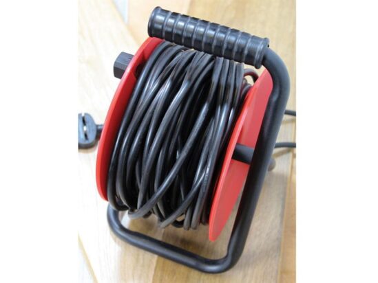 Open Drum Cable Reel 240V 13A 2-Socket 25m - Image 4