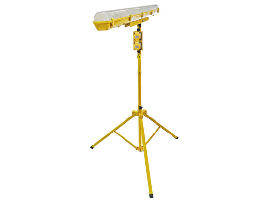 LED Plasterer's Tripod Light 5ft 4050 Lumens 110V