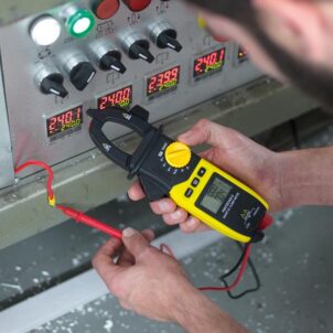 FatMax® Smart Clamp Digital Multimeter - Image 2