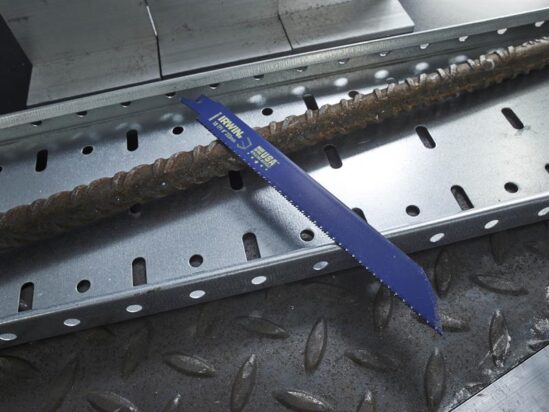 818R Sabre Saw Blade Metal Cutting 200mm 18 TPI Pack of 2 - Image 3