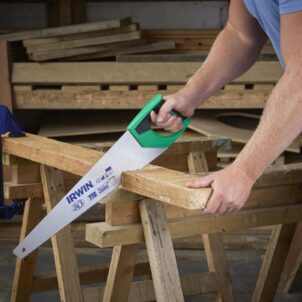 770UHP Coarse Hardpoint Handsaw Soft Grip 550mm (22in) 7 TPI - Image 3