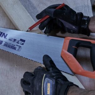 880 UN Universal Panel Saw 550mm (22in) 8 TPI
