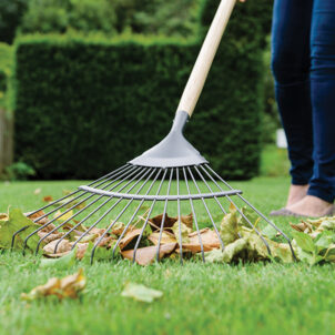 Carbon Steel Lawn & Leaf Rake, FSC®