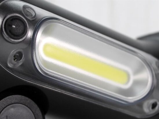 Elite Rechargeable Lantern Spotlight 300 lumens - Image 4