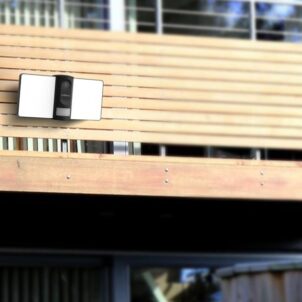 Outdoor Smart Floodlight Camera - Image 4