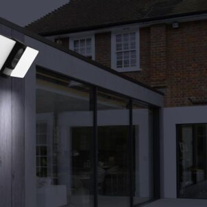 Outdoor Smart Floodlight Camera - Image 5