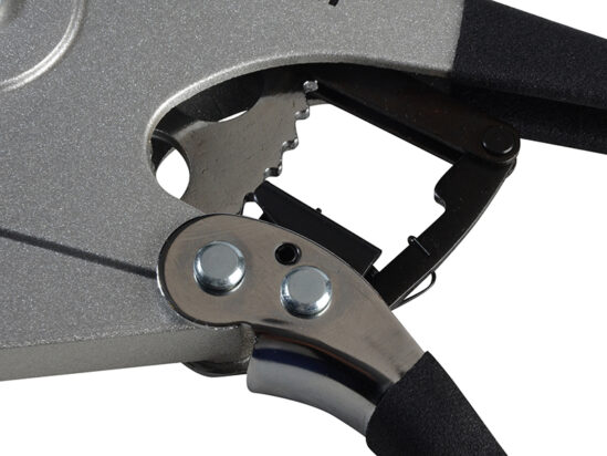 2647Z Plastic Pipe Cutter 60mm - Image 2