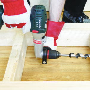Right Angle Drill Attachment