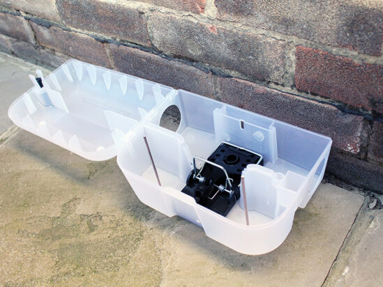 Enclosed Rat Trap Lockable Box - Image 5