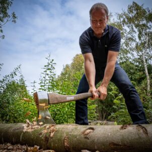 FSC® American Hickory Axes 1.6kg (3.1/2 lb) - Image 3