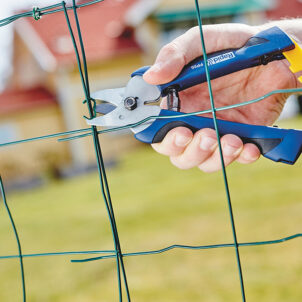 FP20 Fence Pliers for use with VR16 + VR22 Fence Hog Rings - Image 2