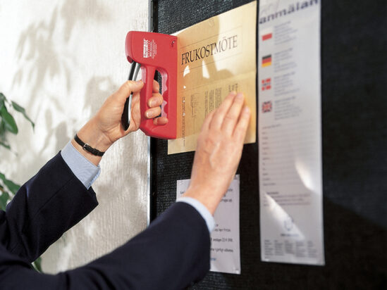 R53E Staple Gun