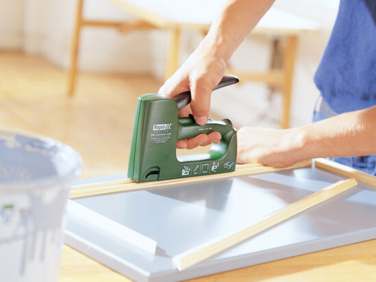 R64E Ergonomic Combi Tacker - Image 2