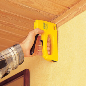 R83 Handy Fine Wire Staple Gun - Image 2