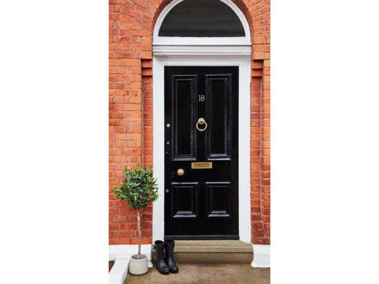 10 Year Weatherproof Wood Paint Black Satin 2.5 litre - Image 3