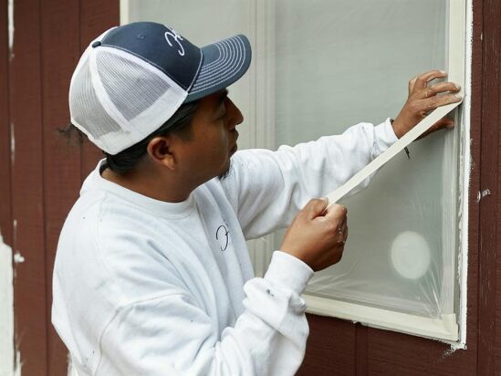 FrogTape® High Bond Exterior Painter's Tape™ 36mm x 55m - Image 4